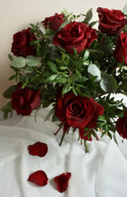 Load image into Gallery viewer, Romantically Seeking... - Flùr