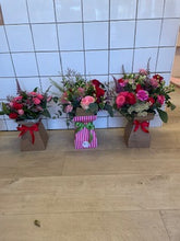 Load image into Gallery viewer, Bouquet - The Christmas Florist Choice