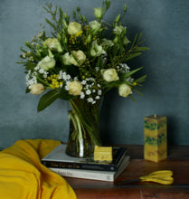 Load image into Gallery viewer, Florist Choice - pastel - Flùr