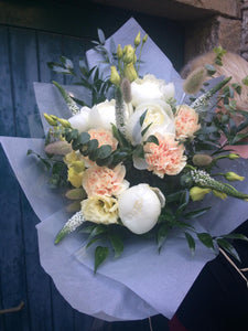 Florist Choice - Whites - Flùr